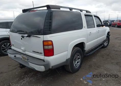 2002 Chevrolet Suburban 1500 Z71 from USA, damaged, VIN 3GNFK16ZX2G305107